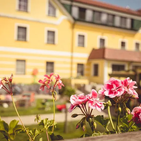 Kerndlerhof Bauernhof *