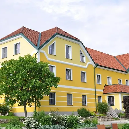 Farm stay Kerndlerhof Ybbs an der Donau